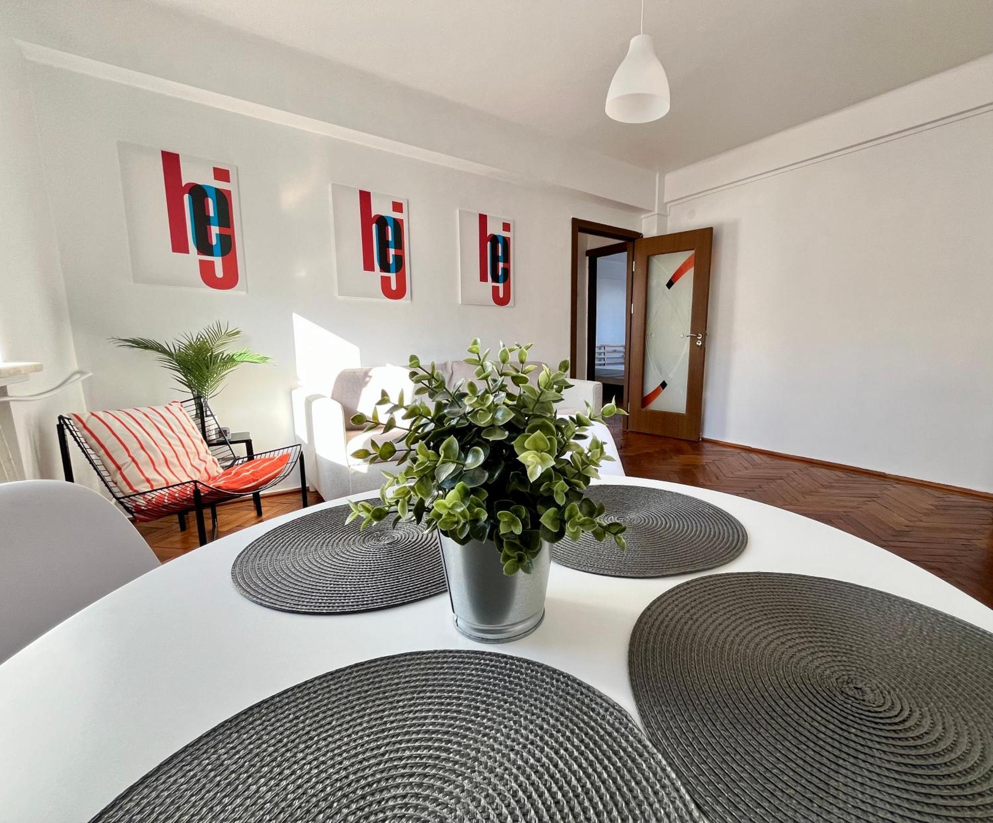 Appartement 2 Bedrooms In The Heart Of The Craiova